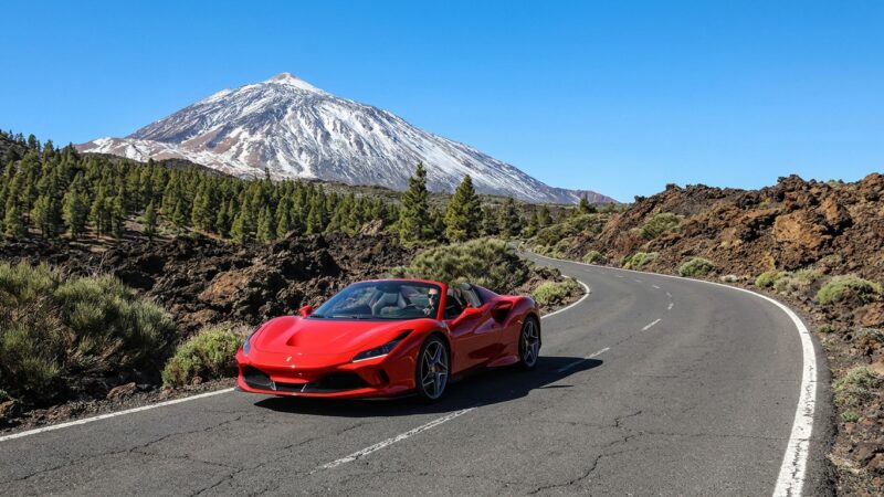 Ferrari F8 Spider na Tenerife: recenzia jazdy po ostrove