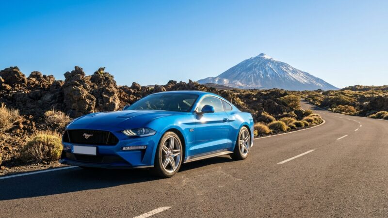 Ford Mustang na Tenerife: recenzia jazdy po ostrove