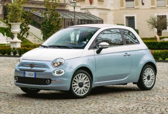 Fiat 500 (Manuál, 1.2 L, 4 miesta)