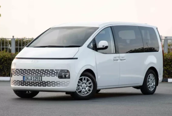 Hyundai Staria (Automat, 3.5 L, 9 miest)